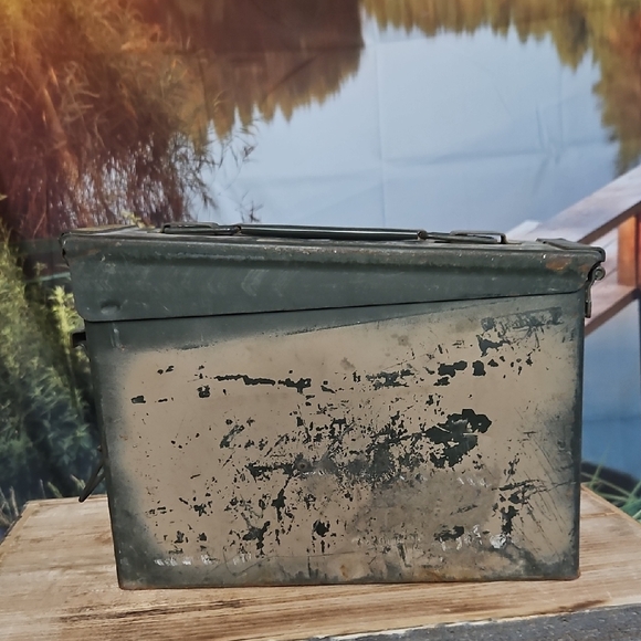 Vintage Metal Ammo Box - Army Green And Gray - Picture 3 of 16